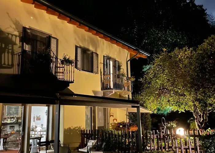 Oda ve Kahvaltı La Lanterna Verbania